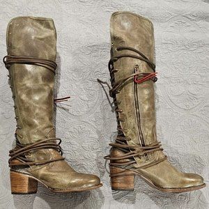 Freebirds Coal Stone Boots